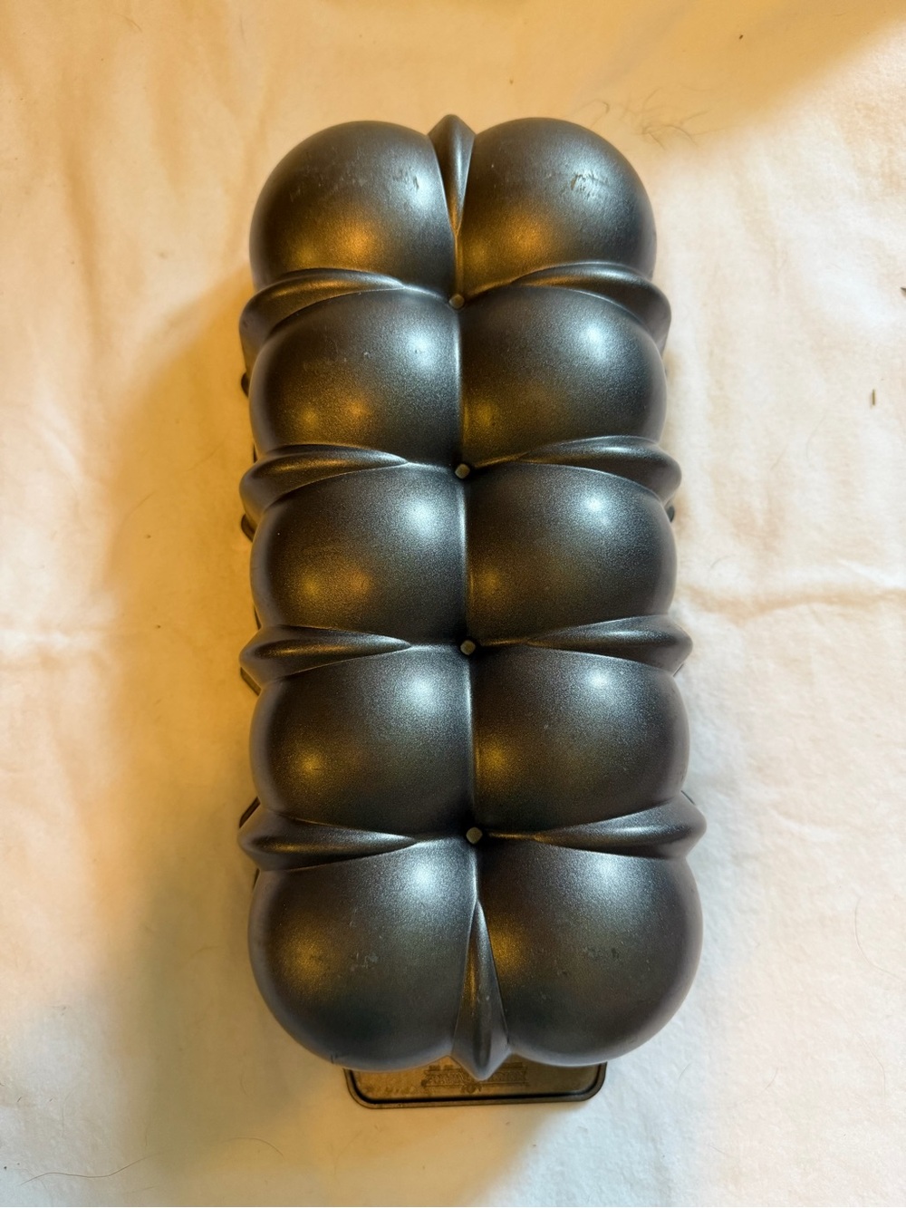 Nordic Ware Bundt Leaf Cake Pan